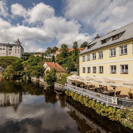 Rozmberk Inn โรเช็มเบิร์ก นาด วัลตาวูว์ ภายนอก รูปภาพ