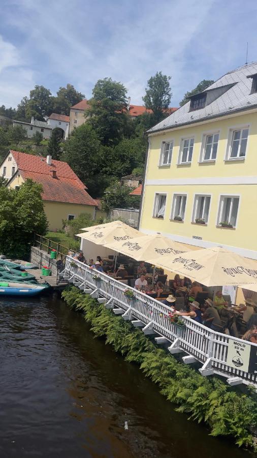 Rozmberk Inn โรเช็มเบิร์ก นาด วัลตาวูว์ ภายนอก รูปภาพ