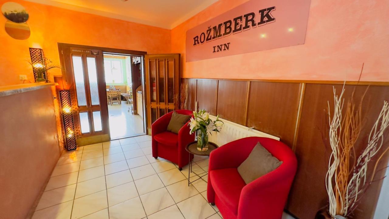 Rozmberk Inn โรเช็มเบิร์ก นาด วัลตาวูว์ ภายนอก รูปภาพ